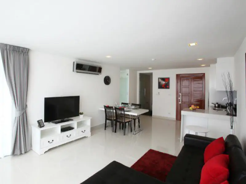 1Bedroom Condo Wong Amat Beach, Na Kluea