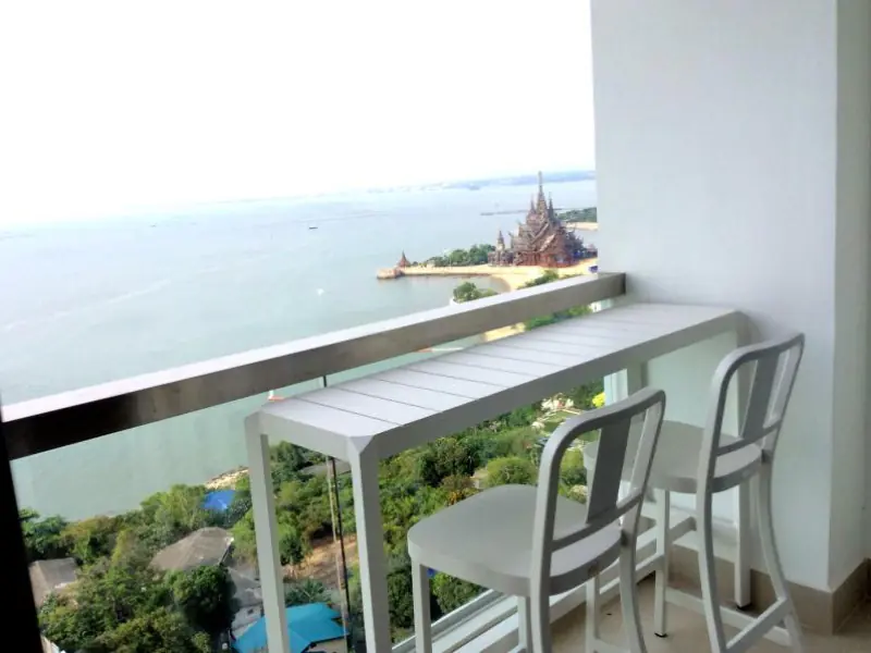 Studio Condo For Rent In The Palm Wongamart Beach