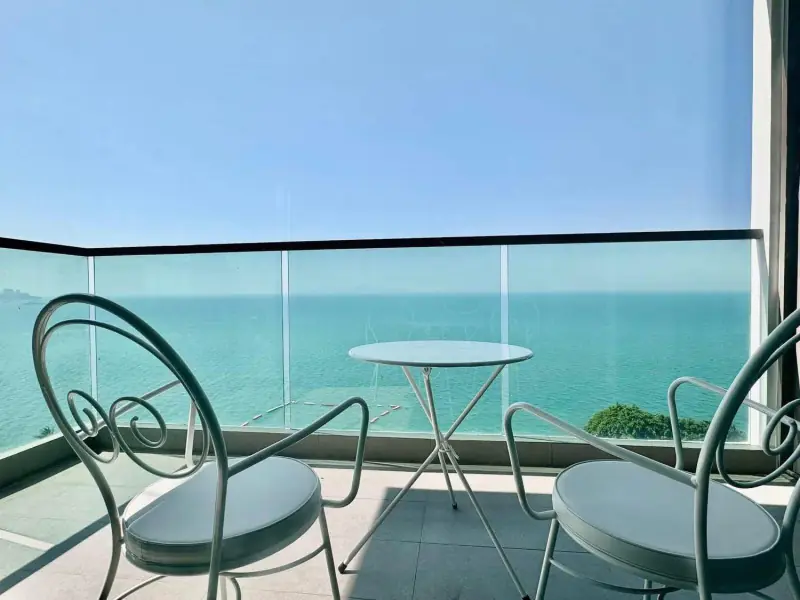 Wongamat Tower | Exceptional Beachfront Living on the 16th Floor