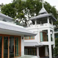 Exclusive Beach Front Home! thumbnail