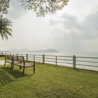 ที่ดินติดทะเลขายในบ้านทะเลพัทยา thumbnail