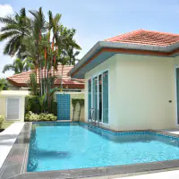 Serenity Set Apart - Privé Zwembad Villa bij Whispering Palm, Mabprachan thumbnail