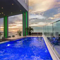 这间顶层公寓的独特全景视野 thumbnail