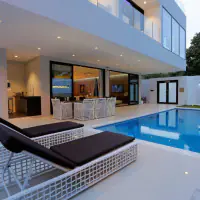 Moderne Luxusvilla zu verkaufen in Pratumnak, Pattaya thumbnail