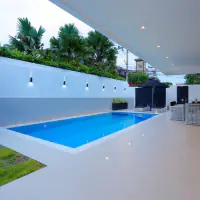 Moderne Luxusvilla zu verkaufen in Pratumnak, Pattaya thumbnail