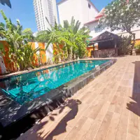 Pool Villa for sale on Pratumnak Hill thumbnail