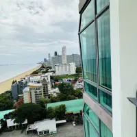 反射乔姆提恩豪华海景公寓出售 thumbnail