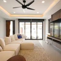 LUXURY POOL VILLA FOR SALE CENTRAL PATTAYA thumbnail