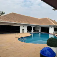 Luxuriöse Poolvilla zu verkaufen in Jomtien thumbnail