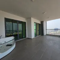 芭提雅豪华高层公寓出售 thumbnail