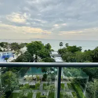 This luxurious Studio For Rent thumbnail