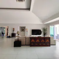 A Specious Pool Villas for Rent on Mabprachan area thumbnail