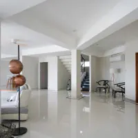 Urban Escape - Spacious Unit with Rooftop Views @Sompong Condotel thumbnail