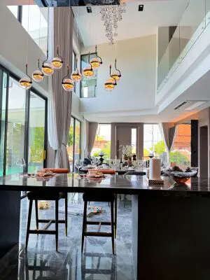 Alle Medien anzeigen