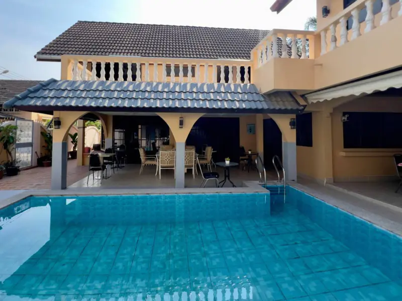 Stilvolle Gästehaus-bereite Immobilie – Soi Bonkot, Süd-Pattaya