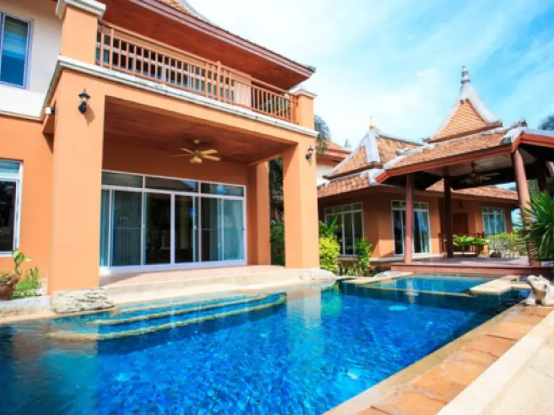 Grand Regent Residence Pattaya Village