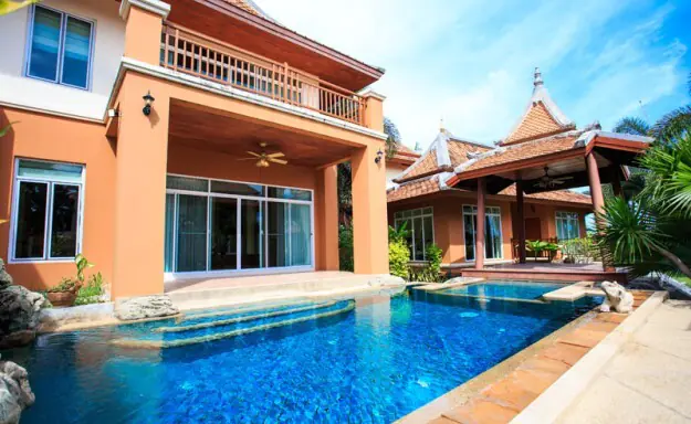 Grand Regent Residence Pattaya Village