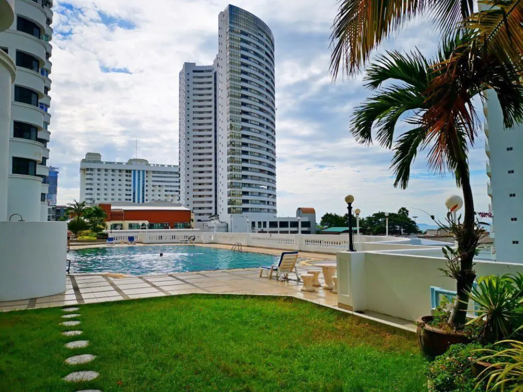 Jomtien Complex