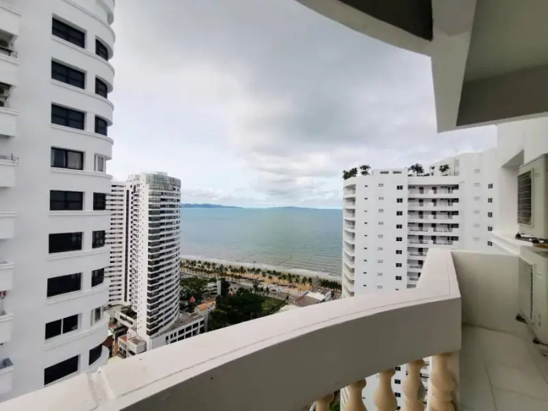 Sea View Condo For Sale In Jomtien Complex