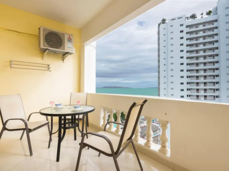 Large Studio Sea View For Sale In Jomtien Complex