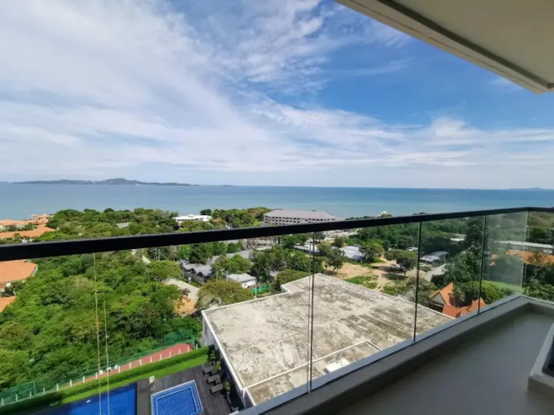 Brand New Condo  In The Peak Towers Pratumnak