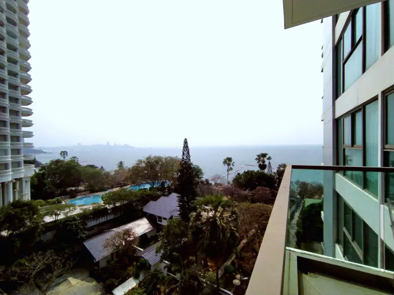Studio for sale in Wong Amat Tower