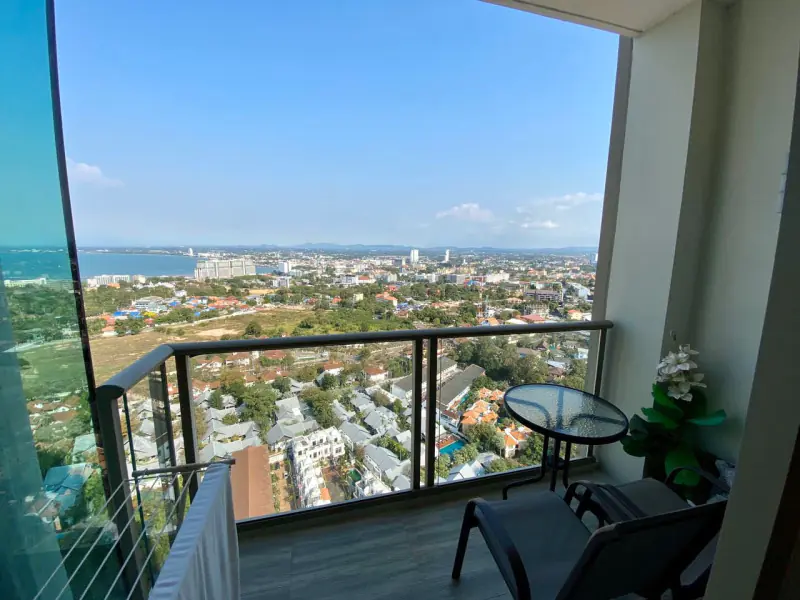 1 Bedroom Sea View Condo for sale at The Riviera Wongamat