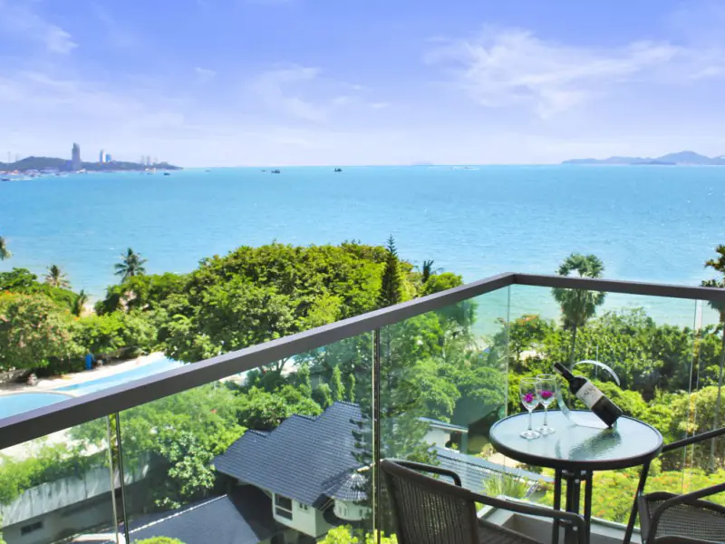 beachfront condo for sale in WongAmat Tower