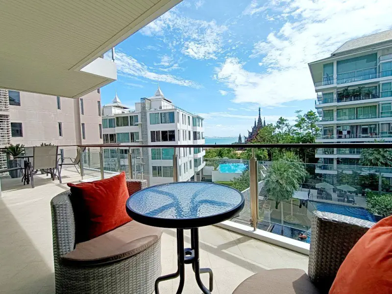 Luxury 3 bedrooms condo for rent at The Sanctuary