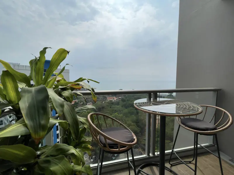 Beautiful modern 1 Bedroom with a nice sea view for rent at Riviera Monaco