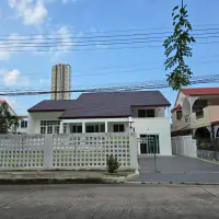 Specious Garden Villa-Jomtien Beach Paradise Village thumbnail