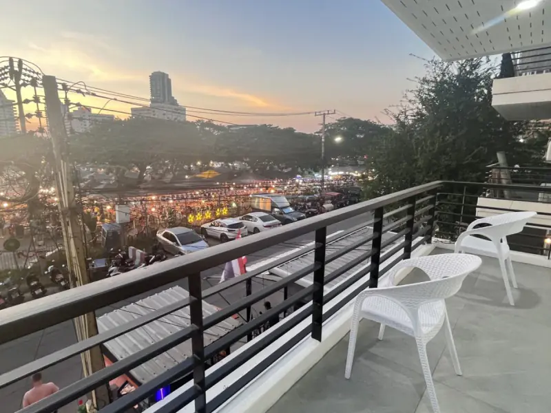 Spacious Coastal Residence-The Ocean Pearl Condominium