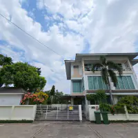 Private Family Pool Villa-The Meadows Village, Mabtato thumbnail