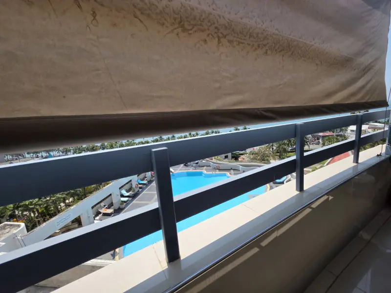 Sea View Spacious Unit at Jomtien Plaza Condotel