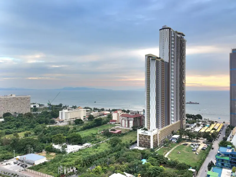 High-Floor Sea View Unit -The Riviera Ocean Drive, Jomtien