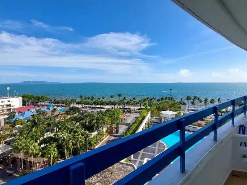 Jomtien Plaza Condotel Condo For Rent in Jomtien