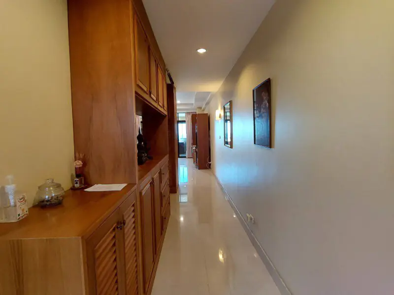 Jomtien Complex Condotel For Sale