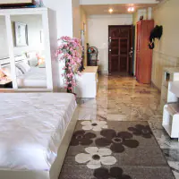 The Large Studio Unit at Jomtien Complex Condotel For Sale thumbnail