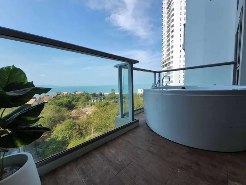 Luxury Condo for rent at The Riviera Monaco