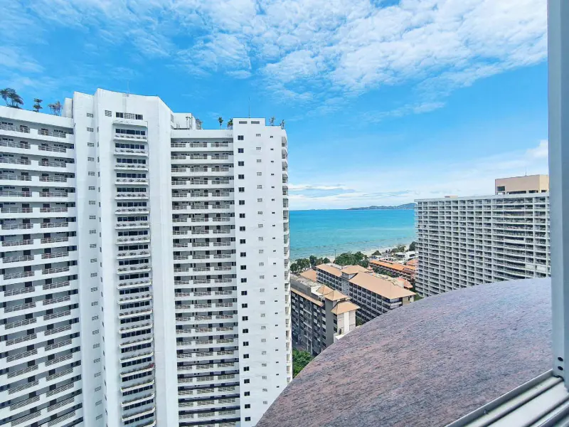1 Bedroom Sea View For Sale at Jomtien Complex