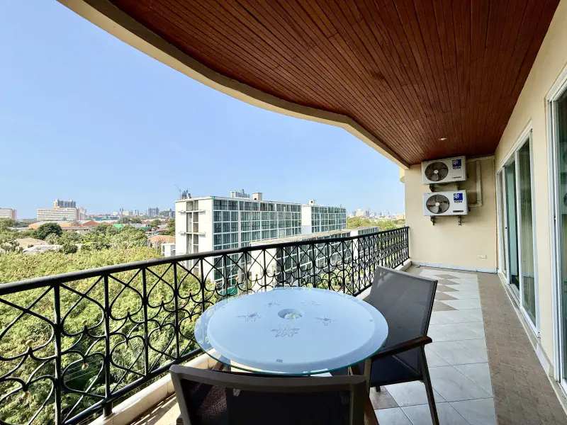 Pristine Living - Spacious Residence at The Residence Jomtien