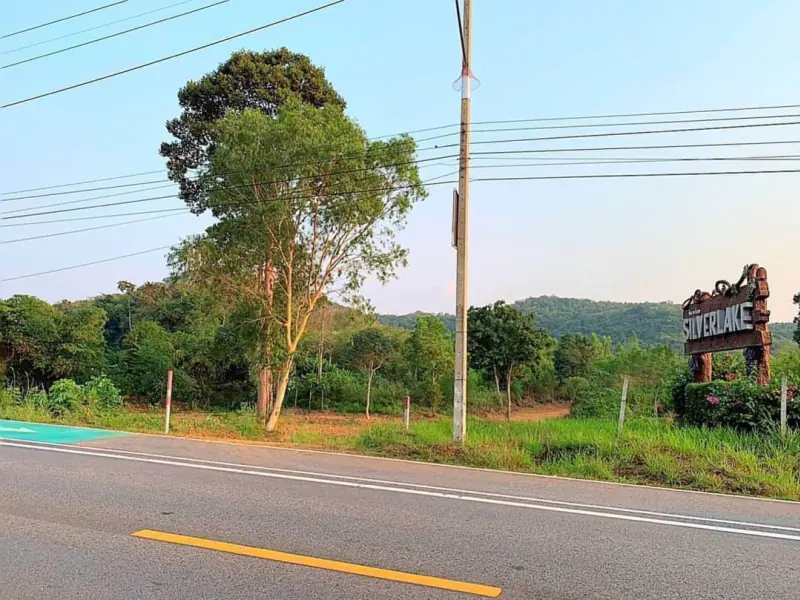 𝙈𝙖𝙞𝙣 𝙍𝙤𝙖𝙙 𝘾𝙤𝙢𝙢𝙚𝙧𝙘𝙞𝙖𝙡 𝙇𝙖𝙣𝙙 – 𝙎𝙞𝙡𝙫𝙚𝙧𝙡𝙖𝙠𝙚 (𝙎𝙪𝙥𝙚𝙧 𝘿𝙞𝙨𝙘𝙤𝙪𝙣𝙩)