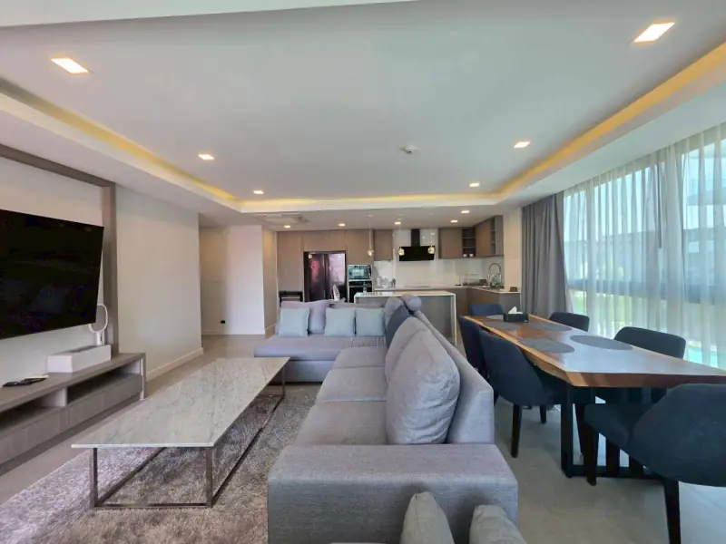 𝙎𝙚𝙧𝙚𝙣𝙞𝙩𝙮 𝙍𝙚𝙨𝙞𝙙𝙚𝙣𝙘𝙚 𝙅𝙤𝙢𝙩𝙞𝙚𝙣