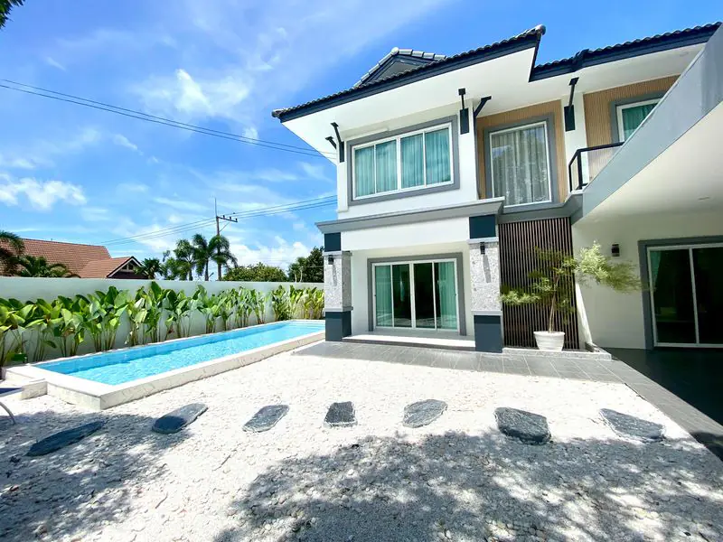 brand-new pool villa in Chaiyaphruek, Jomtien Beach
