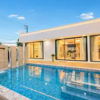 Modern Popol Villa With Rooftop-Nong Prue, East Pattaya thumbnail
