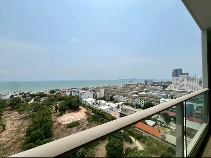 Premium Beachside Living-The Riviera Jomtien