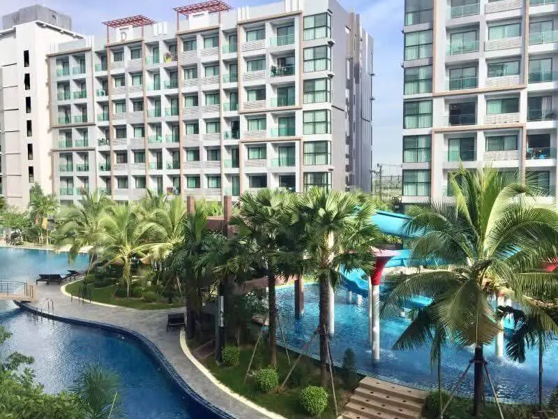 𝘾𝙤𝙢𝙥𝙖𝙘𝙩 𝘾𝙤𝙖𝙨𝙩𝙖𝙡 𝙇𝙞𝙫𝙞𝙣𝙜 – 𝟭-𝘽𝙚𝙙𝙧𝙤𝙤𝙢 𝙞𝙣 𝙅𝙤𝙢𝙩𝙞𝙚𝙣