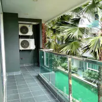 𝙋𝙤𝙤𝙡-𝙎𝙞𝙙𝙚 𝘾𝙤𝙧𝙣𝙚𝙧 𝙐𝙣𝙞𝙩 – 𝙏𝙝𝙚 𝙁𝙚𝙚𝙡𝙩𝙪𝙧𝙚 𝘾𝙤𝙣𝙙𝙤𝙢𝙞𝙣𝙞𝙪𝙢, 𝙉𝙖 𝙅𝙤𝙢𝙩𝙞𝙚𝙣 thumbnail