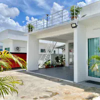 Brand-new modern pool villa located just 500 meters from Mabprachan Lake thumbnail