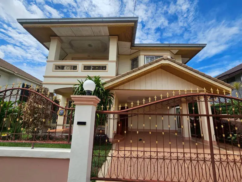 Comfortable family house East Pattaya